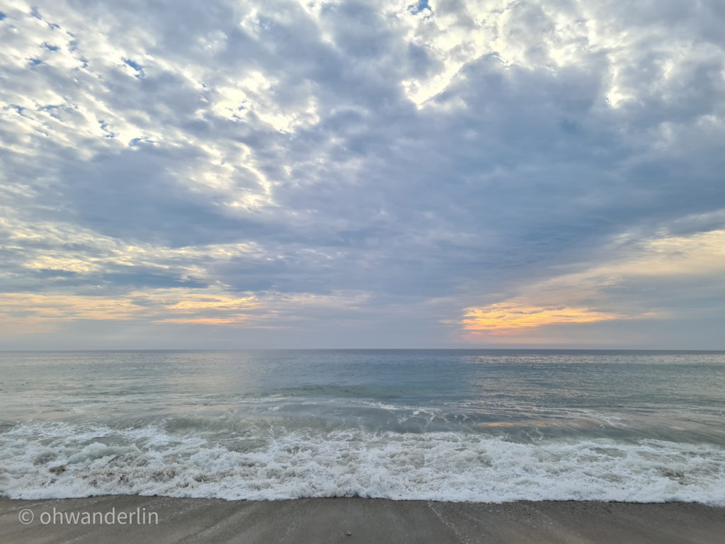 zicatela beach puerto escondido
